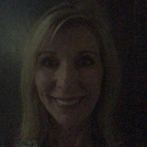 Meet your Posher, Marianne